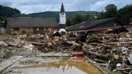 Avrupa’daki gerçek dışı ve korkunç sel felaketlerinde ölü sayısı 180’i geçti
