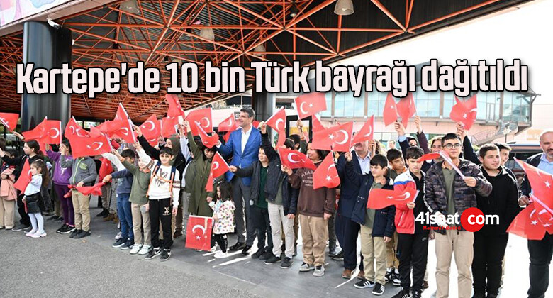 Kartepe’de 10 bin Türk bayrağı dağıtıldı