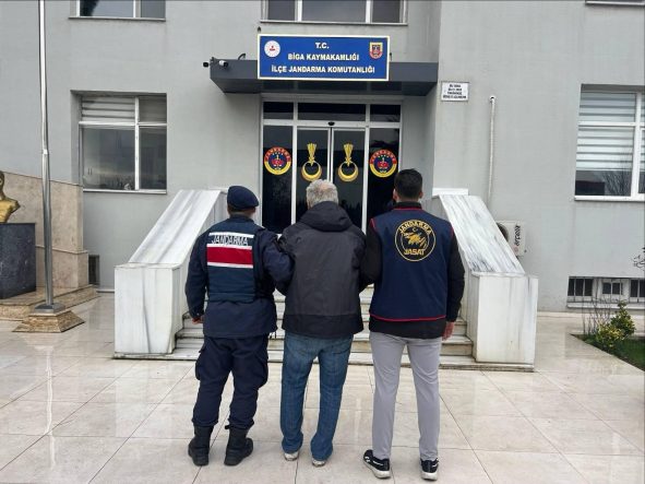 ÇANAKKALE'DE ÇEŞİTLİ SUÇLARDAN ARANAN 14 KİŞİ TUTUKLANDI