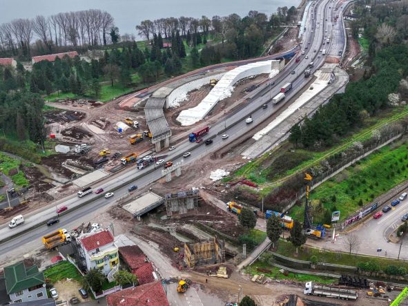 KOCAELİ'DE ULAŞIM VE ÜSTYAPIYA 2,75 MİLYAR LİRALIK YATIRIM