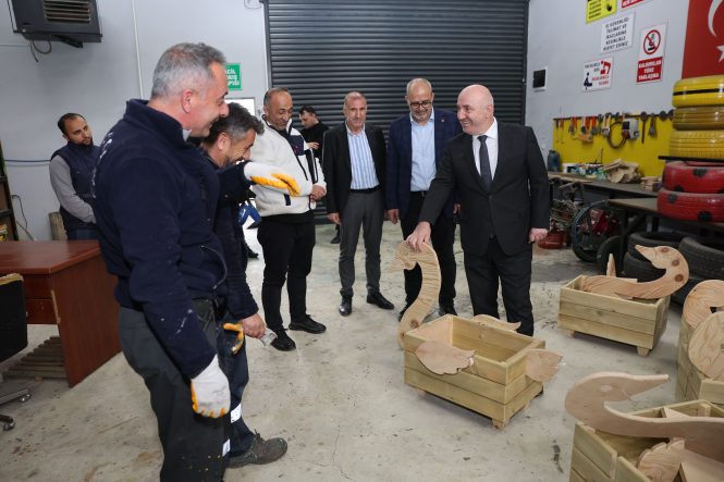 KENT MOBİLYALARI DARICA'DA USTA ELLERDEN ÇIKIYOR