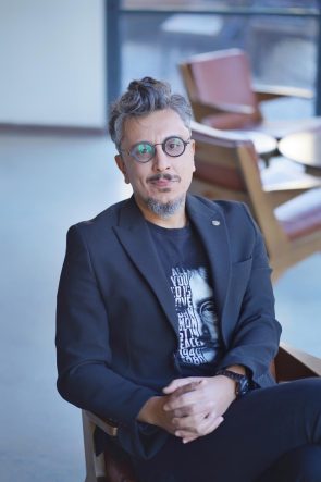 'SATU MARE'DE DİNLE BENİ' OKUYUCU İLE BULUŞTU