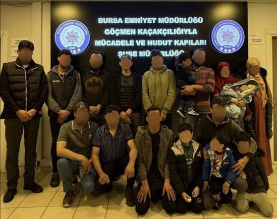 BURSA'DA GÖÇMEN KAÇAKÇILIĞI OPERASYONU: 18 KAÇAK GÖÇMEN YAKALANDI