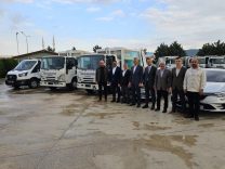 GÖLCÜK'ÜN ARAÇ FİLOSU 5 YENİ ARAÇLA GÜÇLENDİRİLDİ