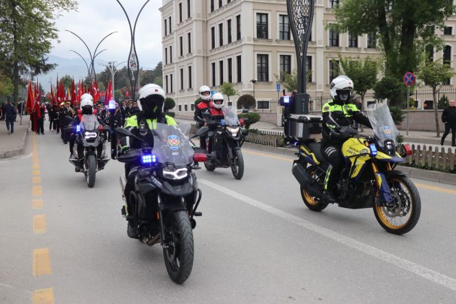KOCAELİ, SAKARYA, DÜZCE VE BOLU'DA 19 MAYIS COŞKUSU