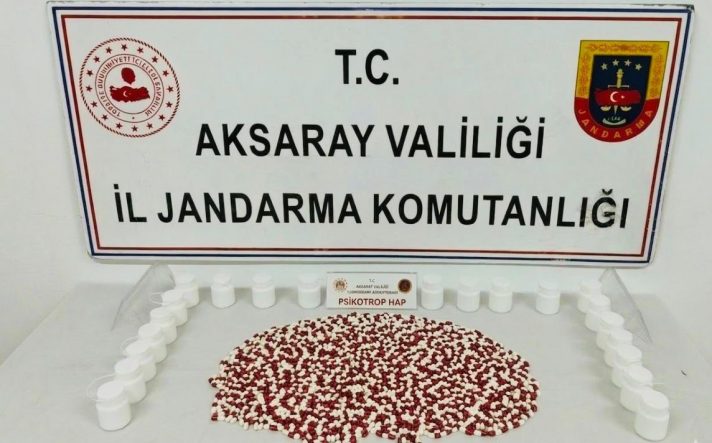 İZMİR'DEN AKSARAY'A UYUŞTURUCU SEVKİYATINA JANDARMA DARBESİ: 3 TUTUKLAMA