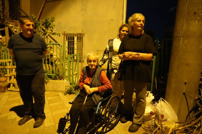 MUTFAK TAVANINDAN SIVA DÜŞTÜ: 5 KİŞİLİK AİLE TAHLİYE ADİLDİ