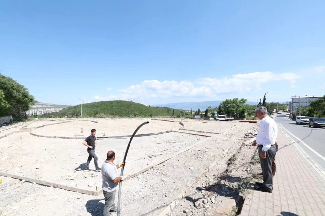 DİLOVASI'NDAKİ 2 DÖNÜMLÜK PARK VE MESİRE ALANI YENİLENİYOR