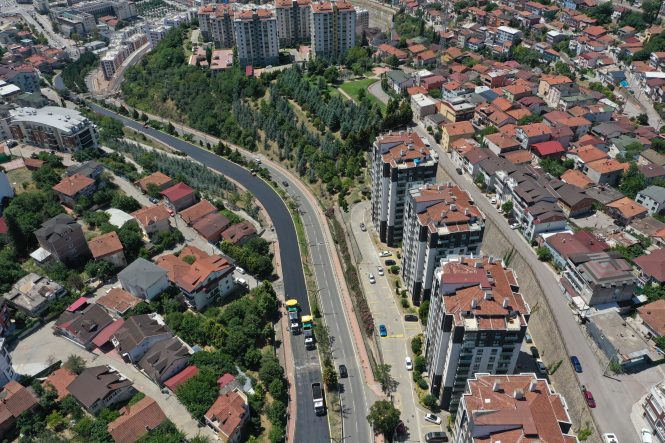 TOSYALI'NIN CÜRUF BAZLI YÜKSEK PERFORMANSLI ASFALTI KOCAELİ YOLLARINDA
