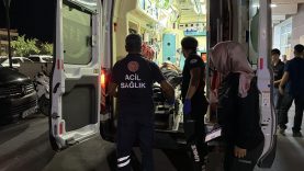"NE BAKIYORSUN" KAVGASINDA 3 KİŞİ BIÇAK VE SİLAHLA YARALANDI