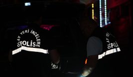 TARTIŞTIĞI HUSUMETLİSİNİ TABANCAYLA VURDU