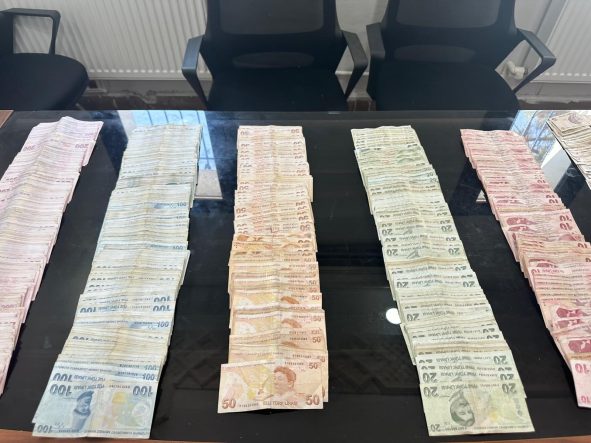 DİLENCİNİN ÜZERİNDEN 60 BİN LİRA ÇIKTI