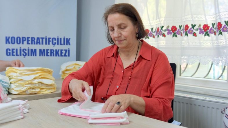 KADINLAR ÜRETİYOR, YILDIRIM KAZANIYOR