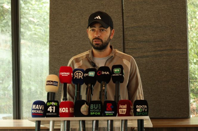 SELÇUK İNAN: "GAZİANTEP FK MAÇINDA SAHAYA KAZANMAK İÇİN ÇIKACAĞIZ" KOCAELİSPOR TEKNİK DİREKTÖRÜ SELÇUK İNAN: "EN GENÇ ÜÇÜNCÜ TAKIMIZ" SELÇUK İNAN SAKAT OYUNCULARIN DÖNÜŞ TARİHİNİ AÇIKLADI