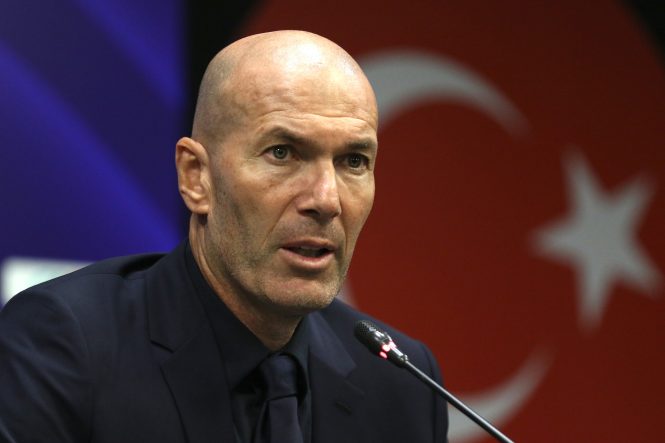 ZİNEDİNE ZİDANE: "MBAPPE KAMPTAN AYRILMAK ZORUNDA KALDI" FRANSA TEKNİK DİREKTÖRÜ ZİNEDİNE ZİDANE: "TAKIM RUHU BİZE SKORU GETİRDİ" "ALIŞIK OLMADIĞIM PROTOKOL YÜZÜNDEN GEÇ KALDIM"