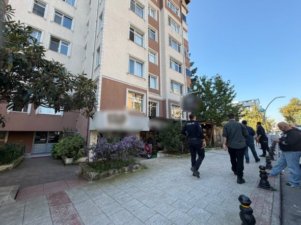KOCAELİ'DE ESKİ EŞİNİN SİLAHLI SALDIRISINA UĞRAYAN KADIN HAYATINI KAYBETTİ MAL PAYLAŞIMI DAVASININ GÖRÜLECEĞİ GÜN ESKİ EŞİ TARAFINDAN ÖLDÜRÜLDÜ